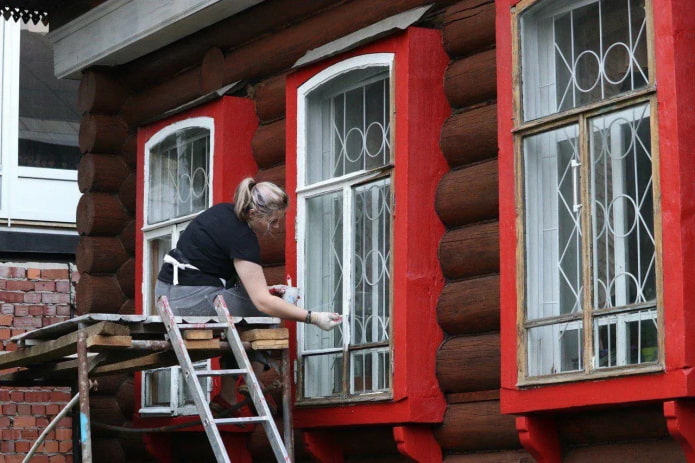 Червени рамки