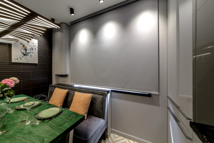 thick roller blind
