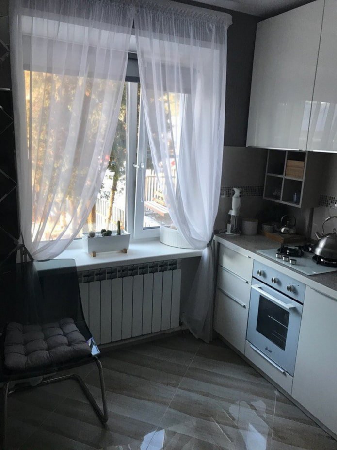 кухненски тюл
