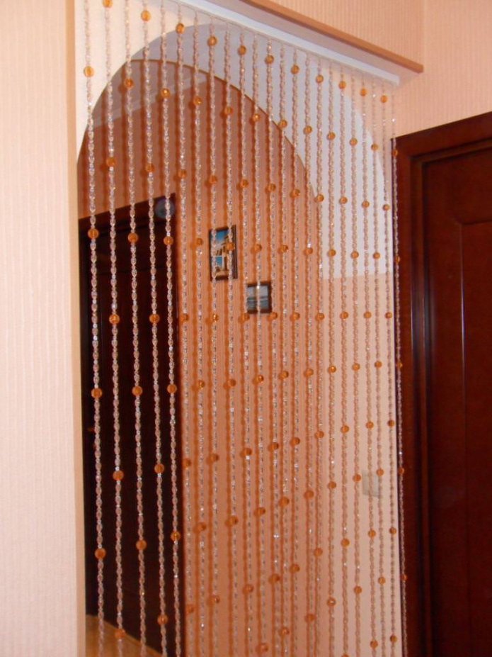 пердета висулки на вратата