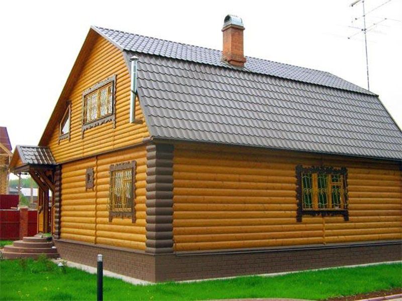 Будинок оброблений вагонкою
