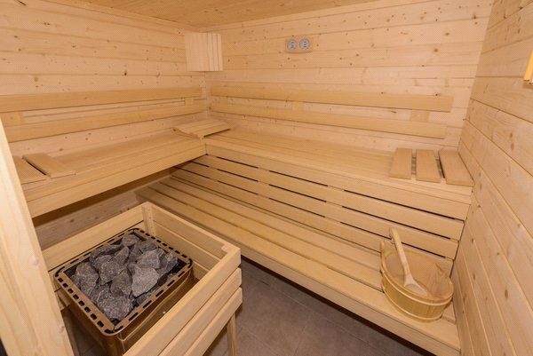 Обшивка будинку імітацією бруса з покроковим розбором робіт