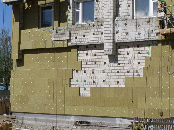 Зовнішнє утеплення цегляного будинку сучасними матеріалами