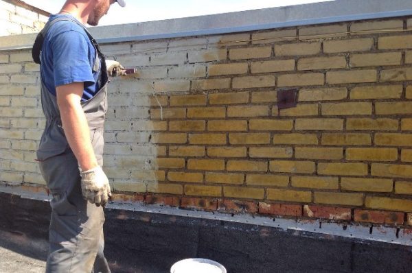 Обшивка будинку імітацією бруса з покроковим розбором робіт