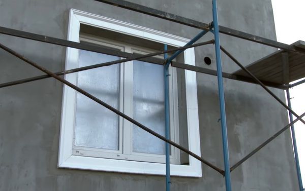 Вікно прикрашене