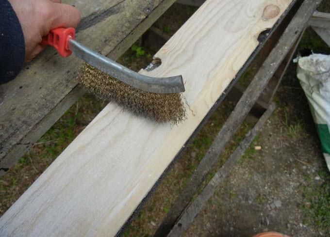 Шліфування щіткою