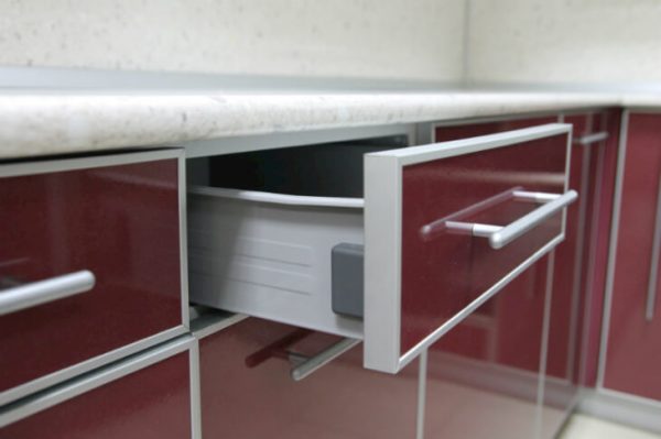 Алюмінієвий профіль для фасадних рішень