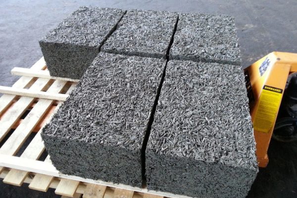 Будівельні блоки для будинку з аналізом переваг та обмежень