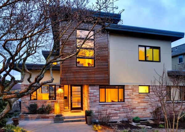 Вініловий сайдинг для фасаду будинку зі зрозумілою схемою монтажу