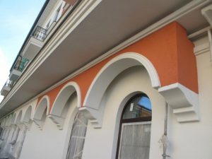 Накладні арки та арочний профіль