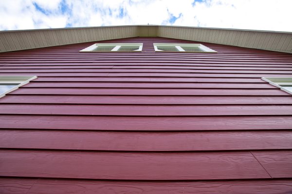 Вініловий сайдинг для фасаду будинку зі зрозумілою схемою монтажу