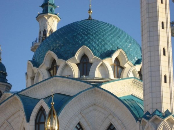 Виробами зі скловолокна можна облицювати весь фасад