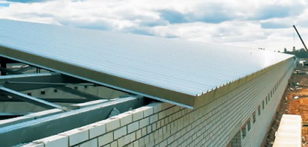 Сендвіч панелі як практичне рішення для теплого будинку