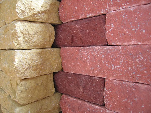 Ангобна цегла різних відтінків