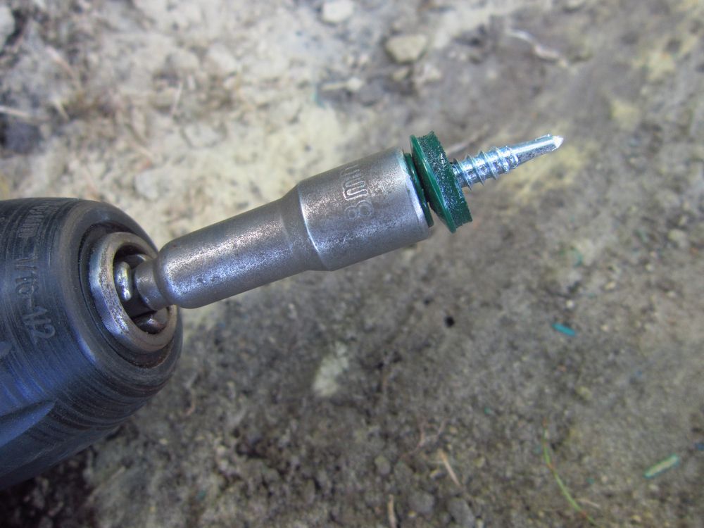 Самонарізна насадка