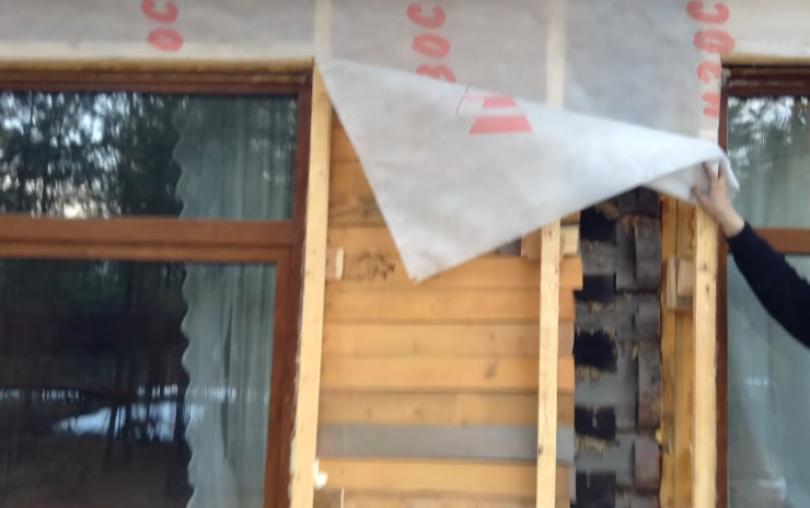 Зняття старого вітрозахисту та ізоляції