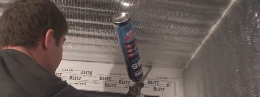 Для пароізоляції використовувався Пенофол. Матеріал кріпиться саморізами з широкою головкою, стики закладаються герметиком.