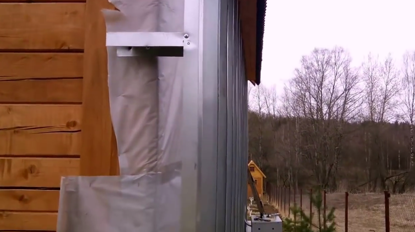 Кріплення профільної стійки на зовнішньому куті