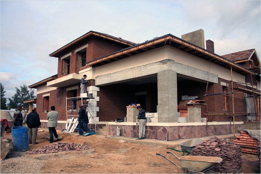 Фото обробки фасаду рустом