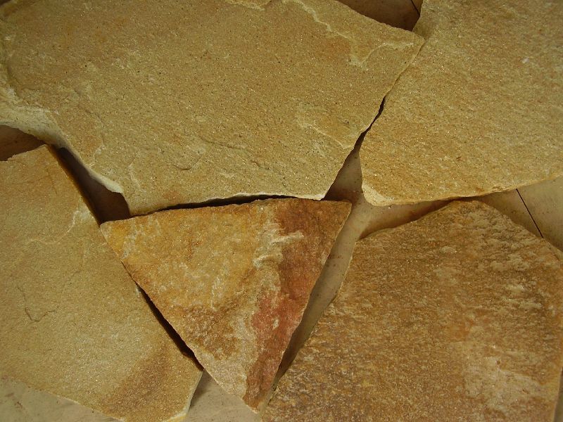 Натуральний облицювальний камінь пісковик жовтого кольору