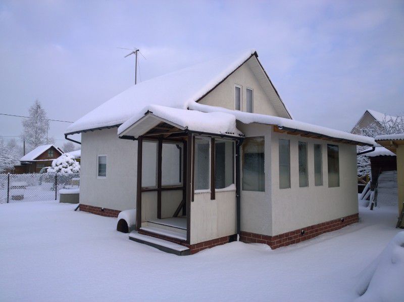 Каркасний будинок обшивають OSB плитами через кілька сезонів після будівництва