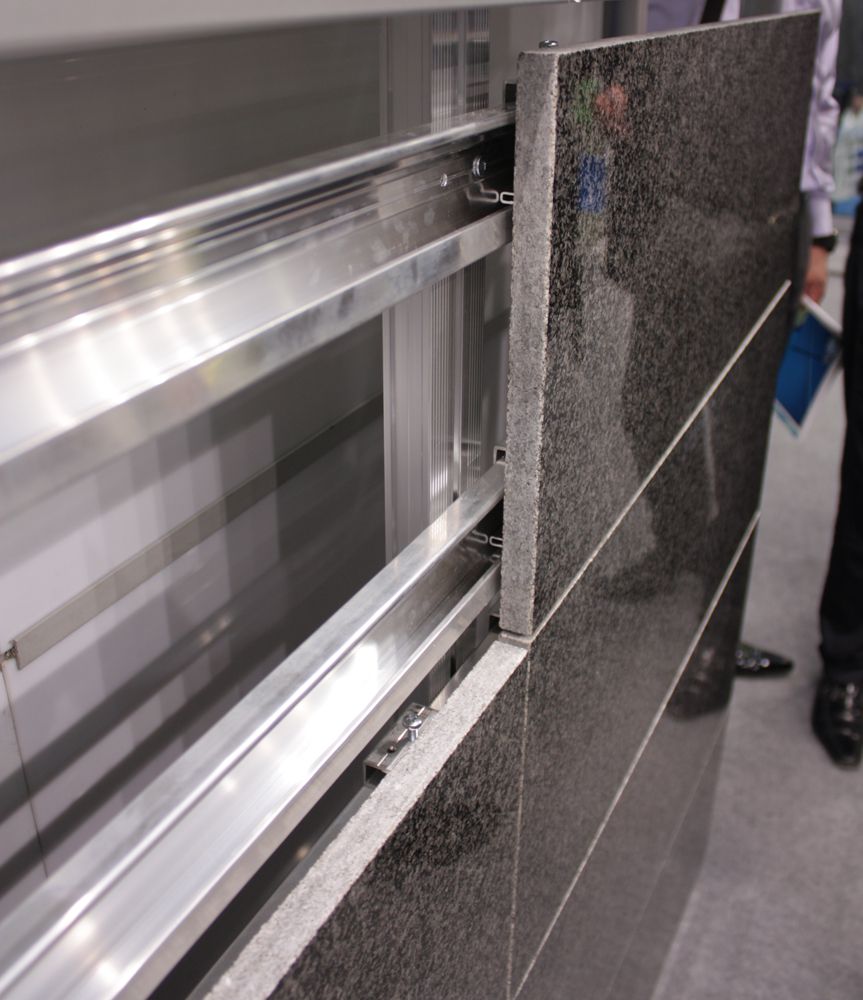 Панно з керамограніта - монтаж