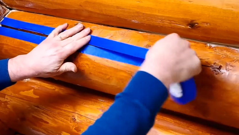 Стрічку необхідно наклеїти з двох сторін