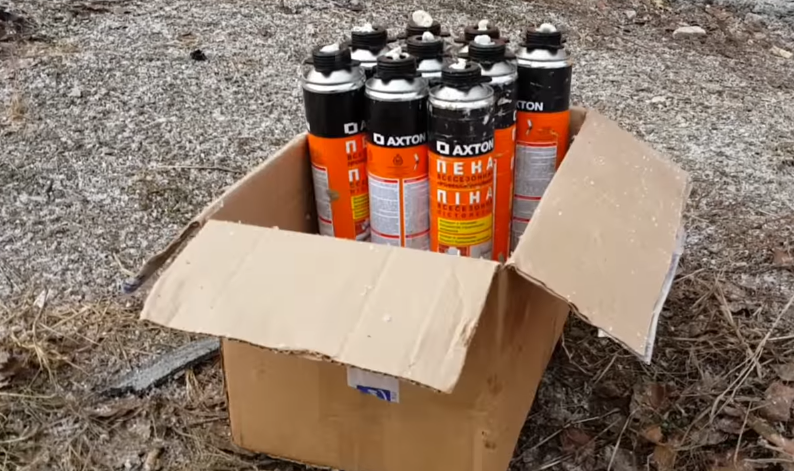 Пінополіуретан, який використовувався при роботі