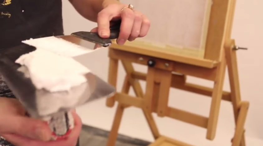 Нанесення фарби на шпатель