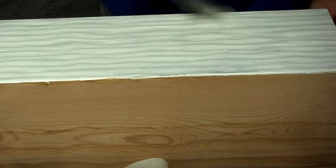 Нанесення білої фарби, приклад