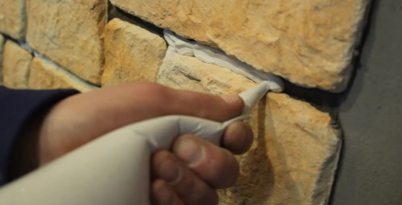 Нанесення затірки з мішка