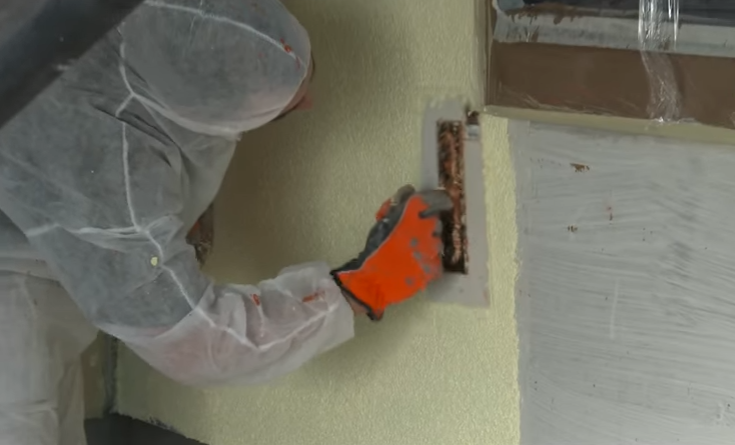 Нанесення штукатурки