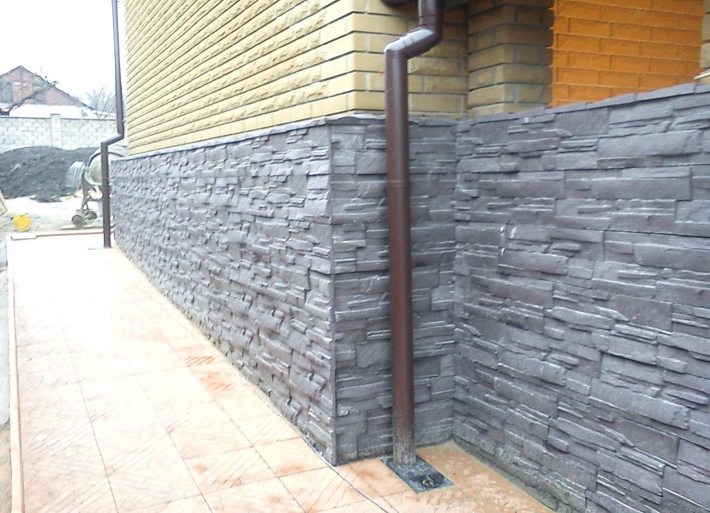 Облицювальний камінь для цоколя