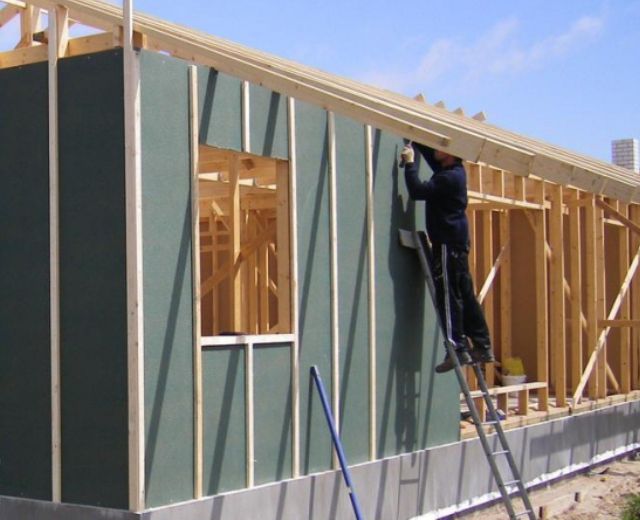 Обшивка надає будівлі додаткову міцність