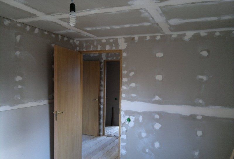 Внутрішня обшивка стін гіпсокартоном