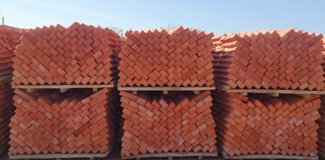 Цегла одинарна М 150