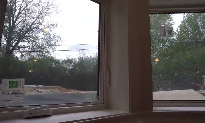 розмальоване вікно