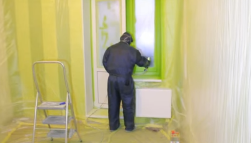 Фарбування спреєм