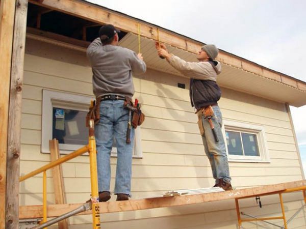 Оздоблення будинку сайдингом