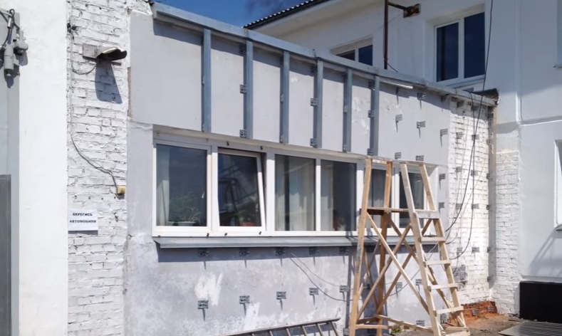 Приклад вертикальної обрешітки