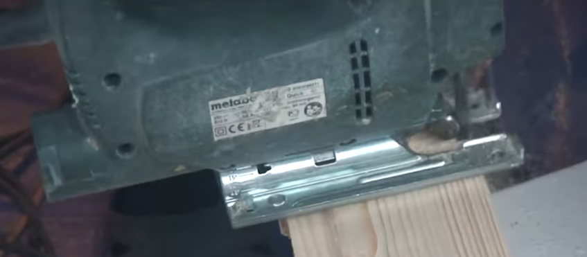 Розкрій вагонки лобзиком