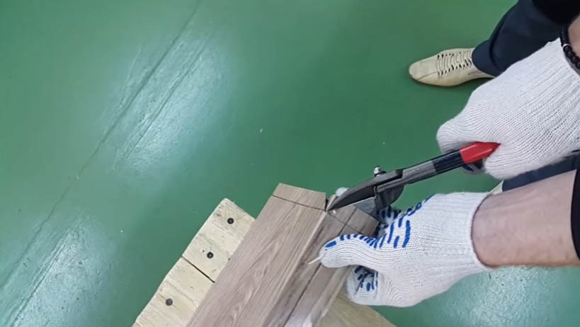 Нарізка додаткового елемента