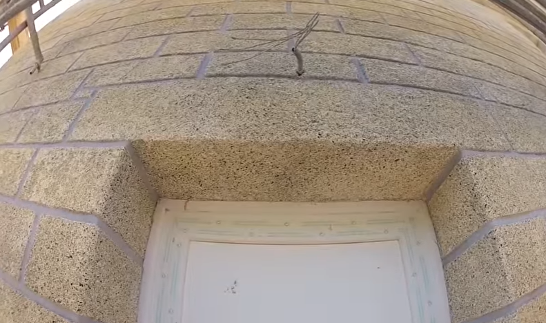 Сільський фасад