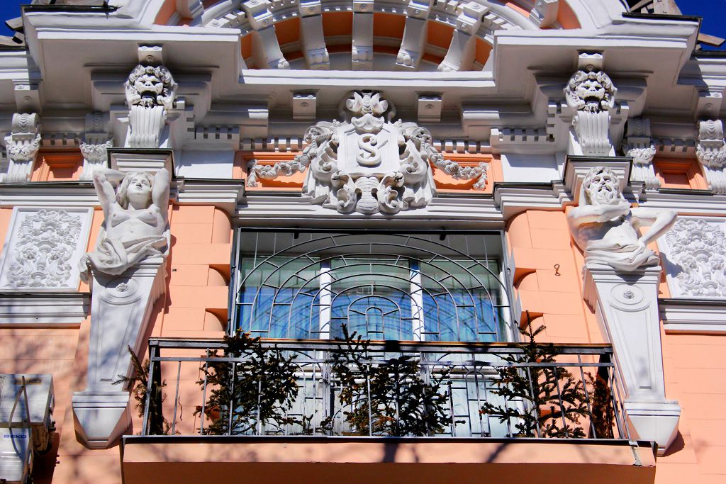 Шикарний дизайн вікна