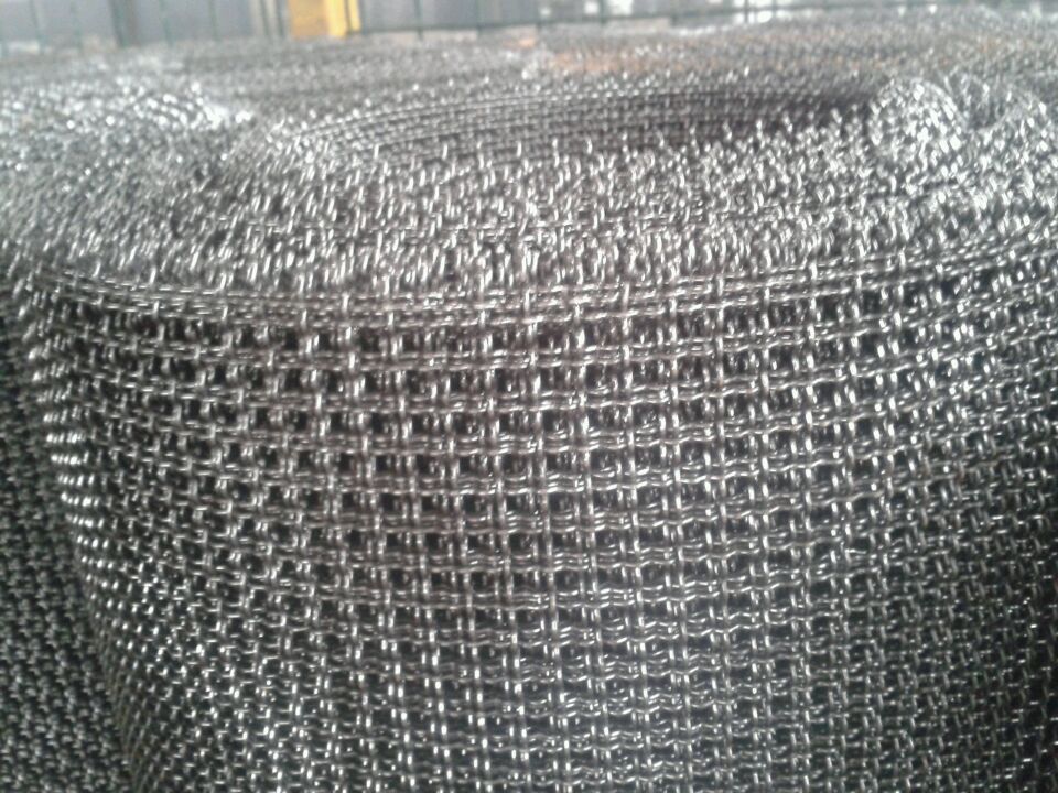 Сітка плетена зі сталевого дроту