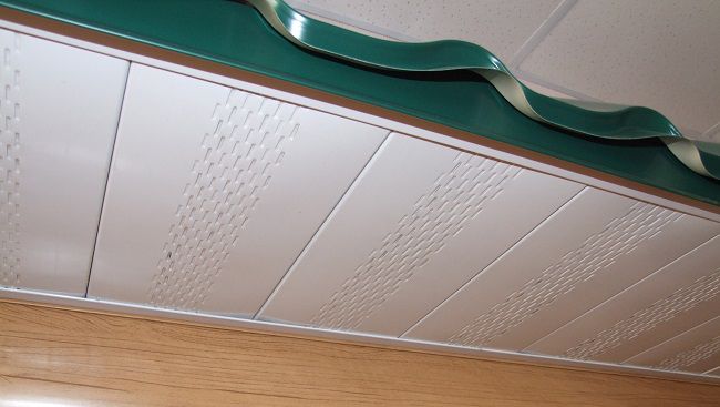 Покрівельний софіт