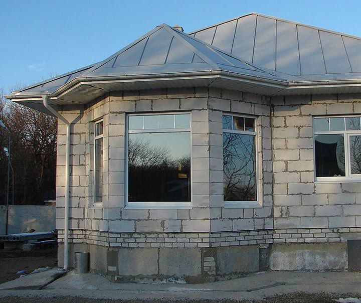 Стіна з газобетонних блоків