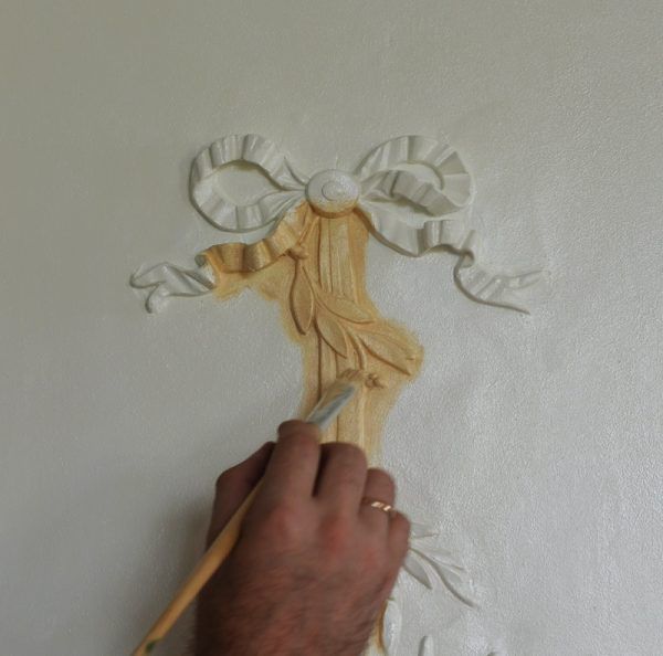 Тонування ліпнини