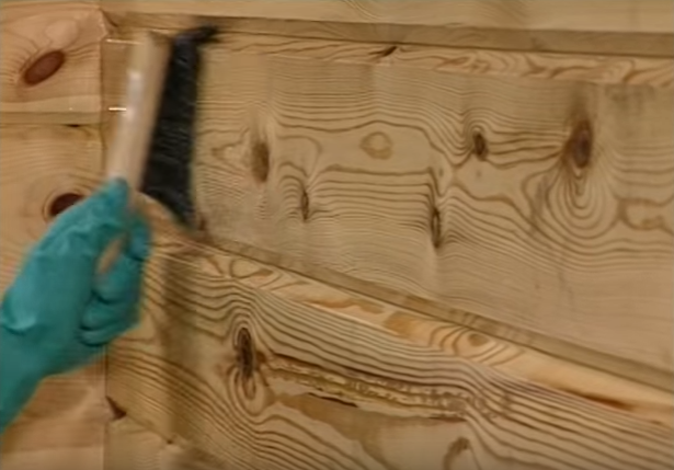 Видалення пилу щіткою