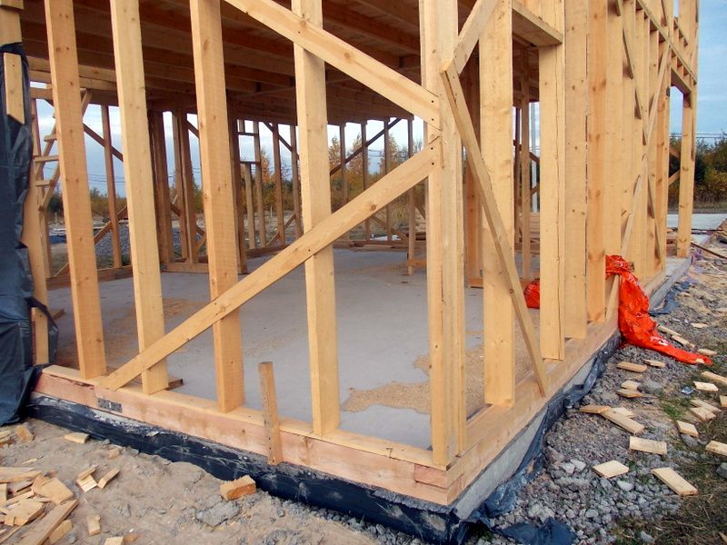 Стріловий пристрій